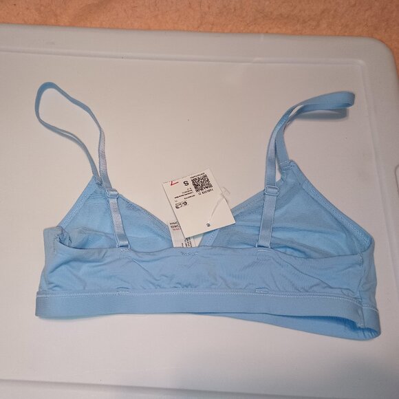 NEW Forever 21 Plunging Surplice Bralette Small 36/38 - Picture 5 of 8